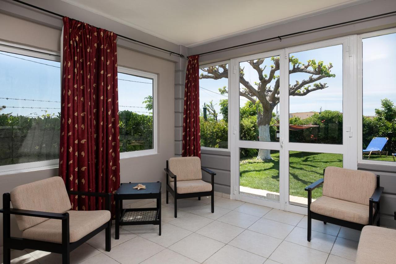 卡拉马基Petrakis Afrathias Garden House别墅 外观 照片